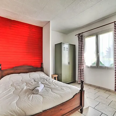 La Brantome By Interhome